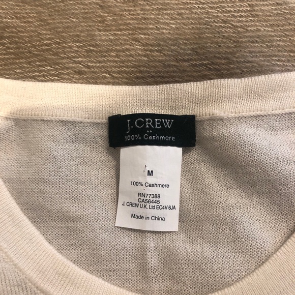 J Crew 100% cashmere bracelet sleeve crew neck cardigan size M - Picture 2 of 5